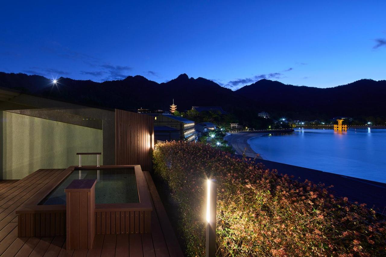 Itsukushima Iroha Hotel Hatsukaichi Exterior foto