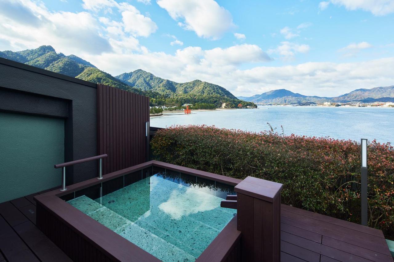 Itsukushima Iroha Hotel Hatsukaichi Exterior foto