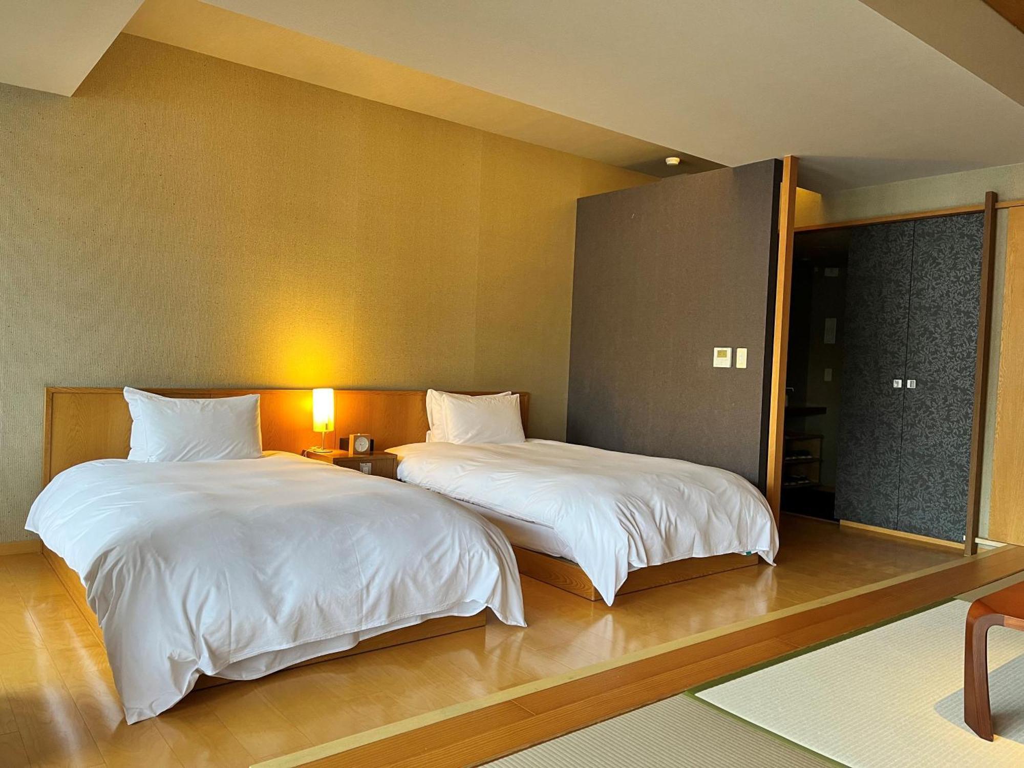 Itsukushima Iroha Hotel Hatsukaichi Exterior foto